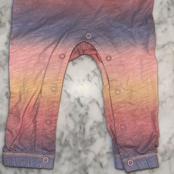 SPLENDID OMBRÉ COLORFUL LOVE ROMPER 3/6M - Picture 7 of 9